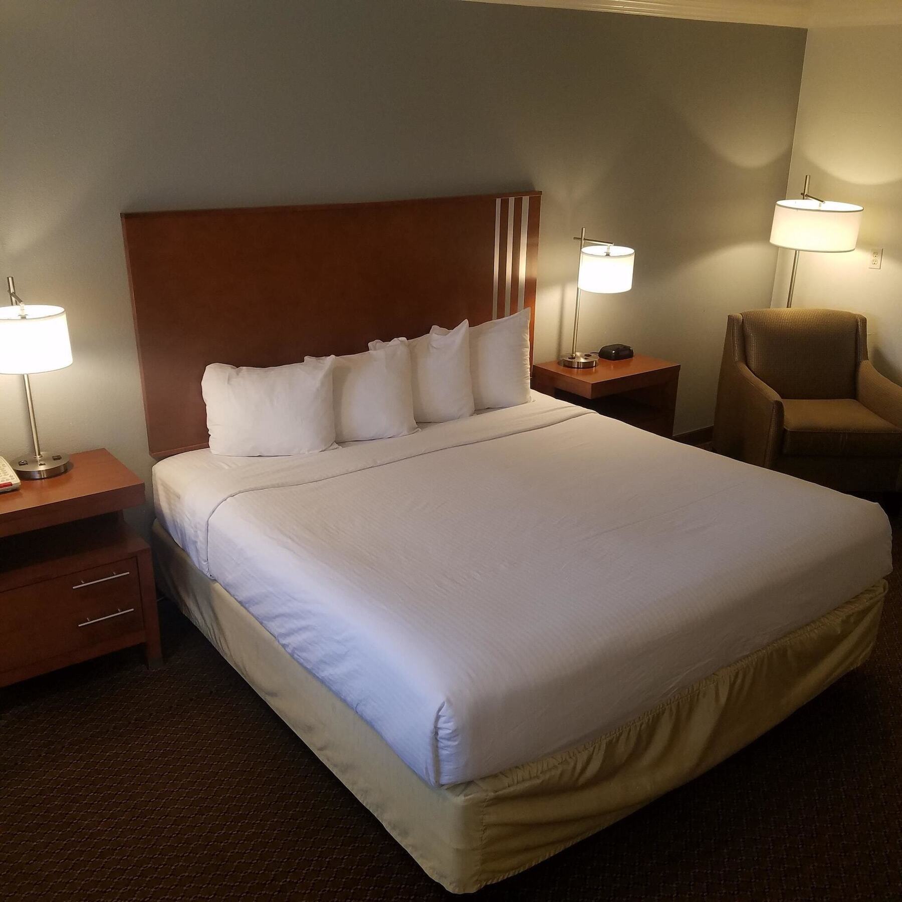 Surestay Hotel By Best Western Hollister Esterno foto