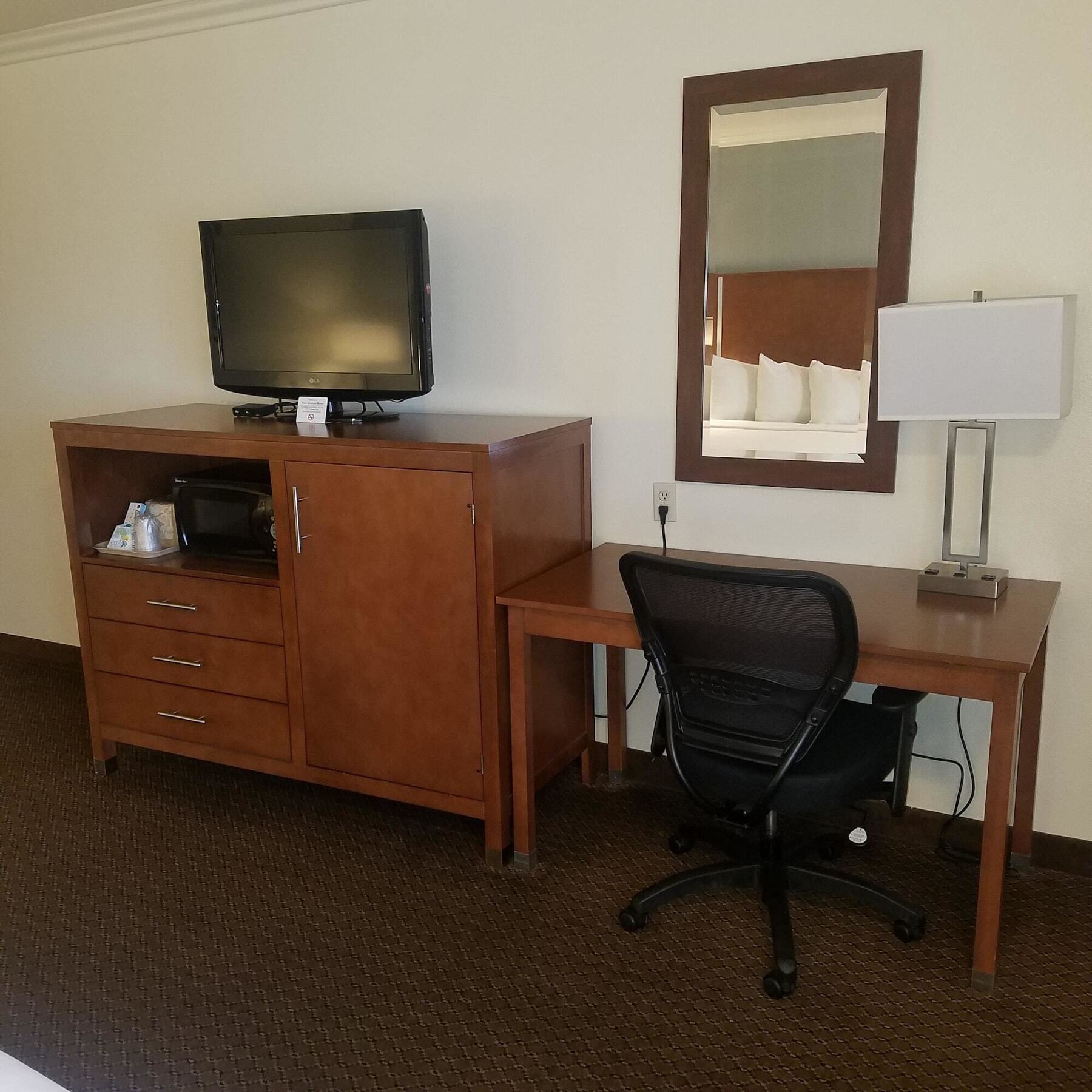 Surestay Hotel By Best Western Hollister Esterno foto