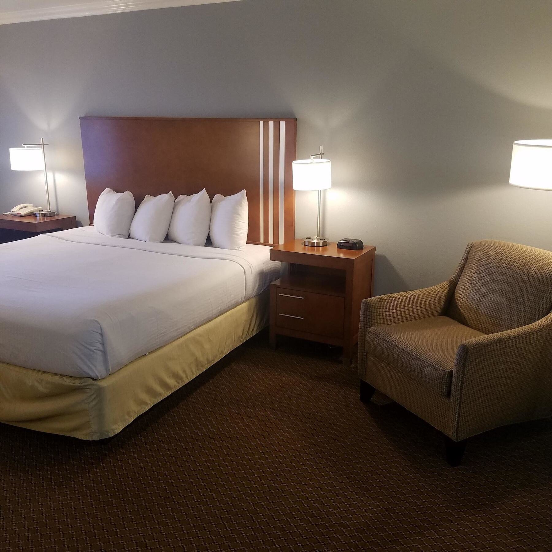 Surestay Hotel By Best Western Hollister Esterno foto