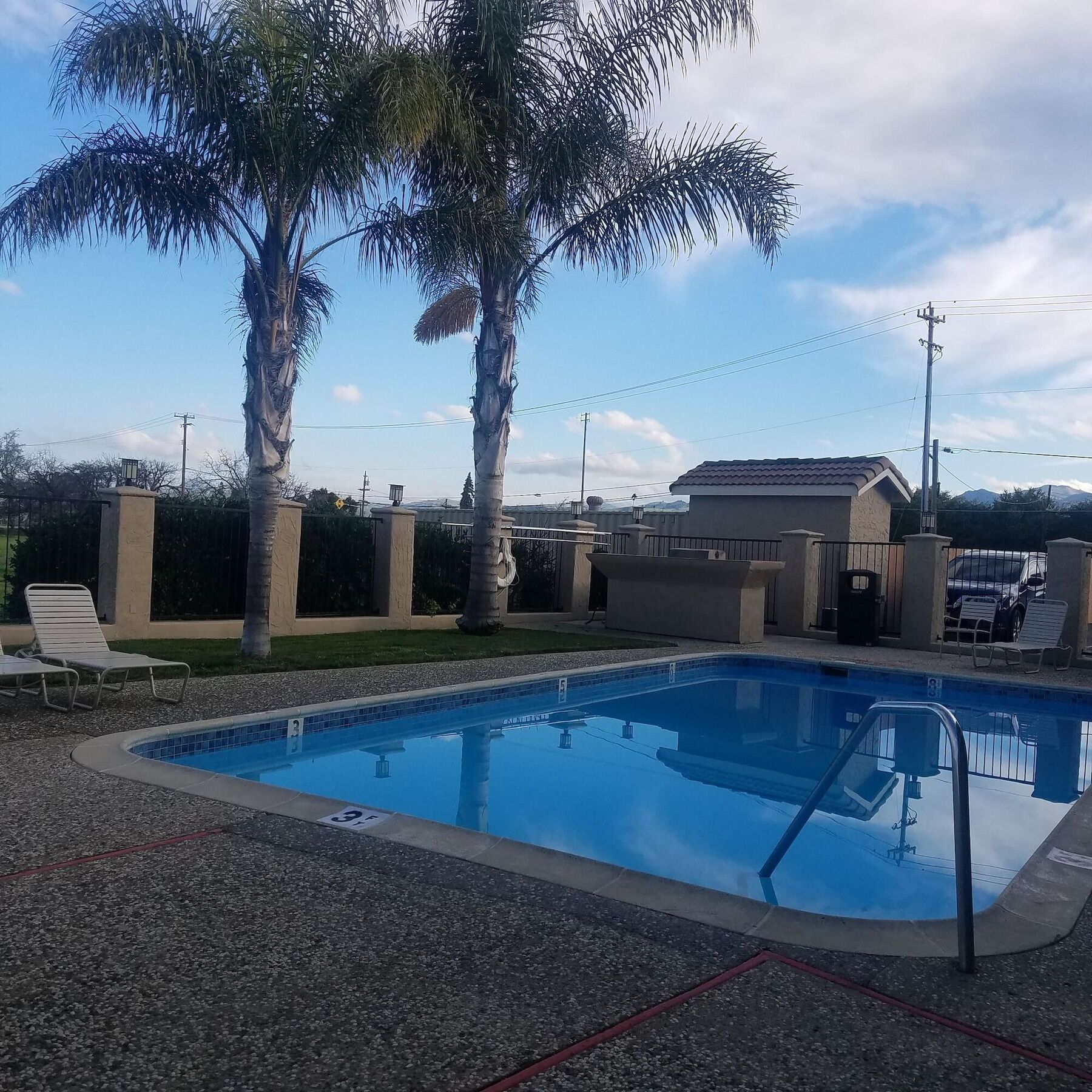 Surestay Hotel By Best Western Hollister Esterno foto